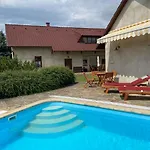 Statek Na Samote Hébergement de vacances