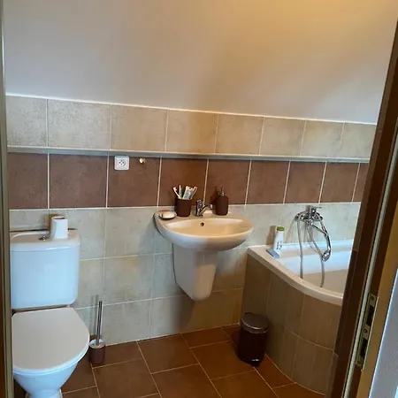 Statek Na Samote Ceske Mezirici